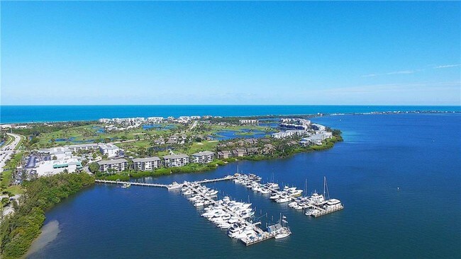 Foto del edificio - 350 NE Edgewater Dr