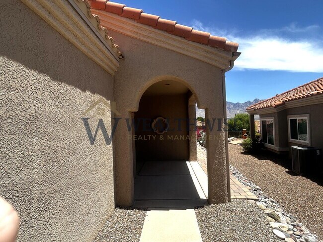 Building Photo - Luxurious 2 Bedroom 2 Bath Home for Rent in Sun City, Oro Valley 4286 N Wisteria Way, Oro Valley,...