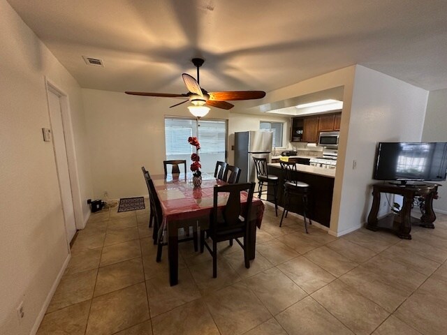 Foto del edificio - 17646 Juniper St