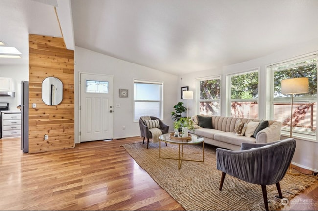 Building Photo - 12827 29th Ave SE