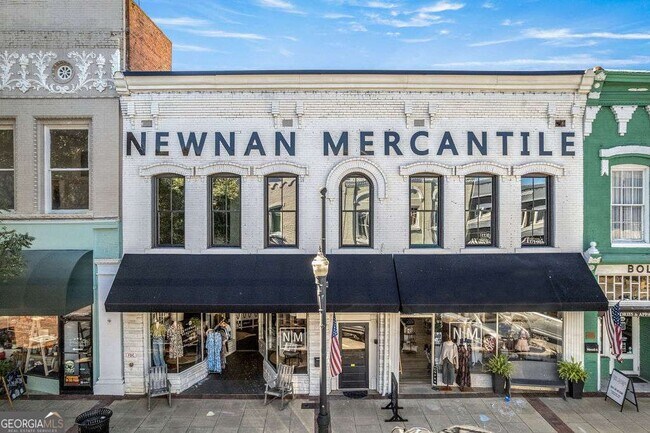 Foto del edificio - 13 Greenville St S