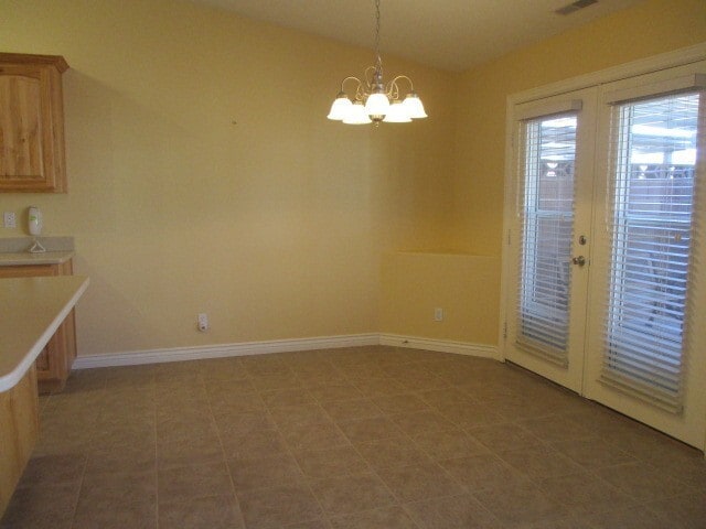 Building Photo - 3 bedroom, 2 bathroom condo in The Seasons