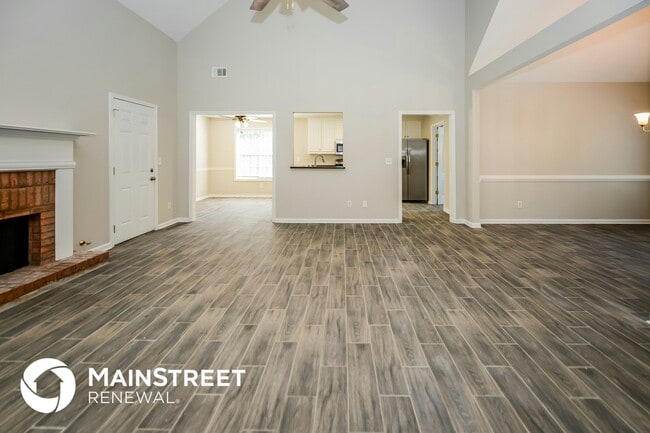 Foto del edificio - 1017 Crown River Pkwy