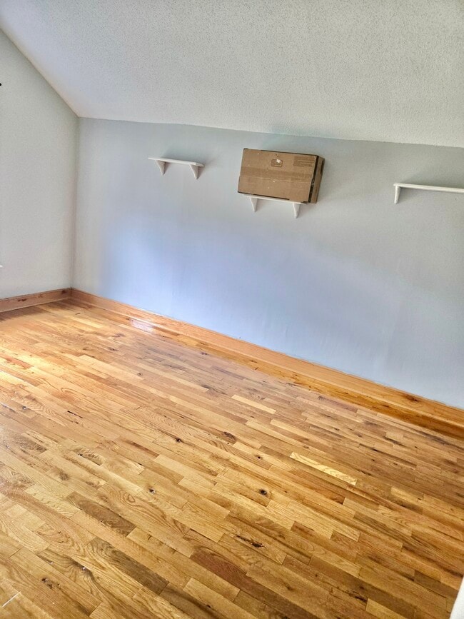 Building Photo - 306 Joel Bentley Way