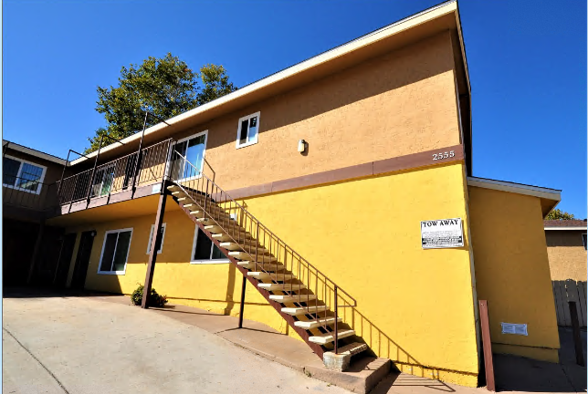 Building Photo - 2555 Ulric St