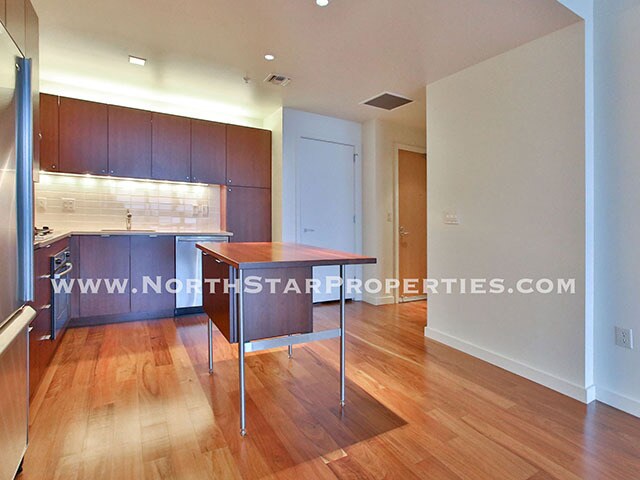 Foto del edificio - Beautiful Meriweather Condo with Spectacular Views