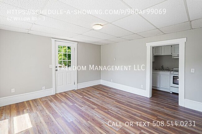 Foto del edificio - 62 Willow Rd