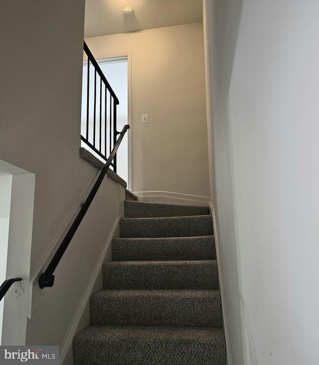 Foto del edificio - 8564 Southlawn Ct