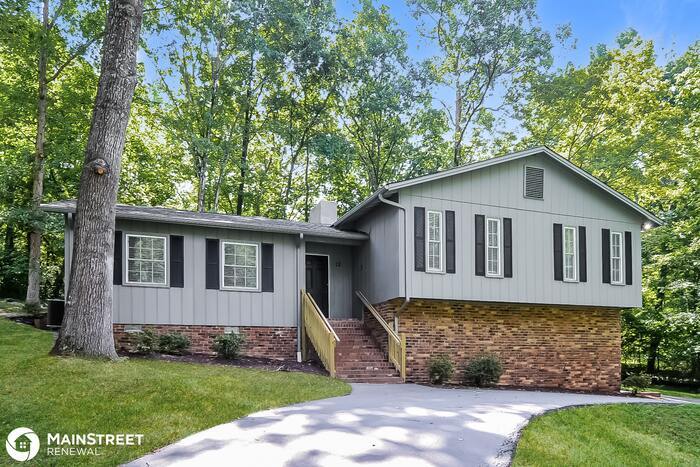 Foto principal - 12 Windsor Cir