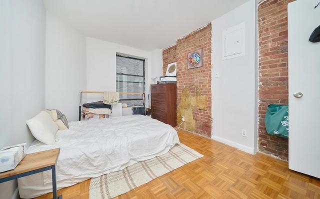 Building Photo - 2 bedroom in New York NY 10036