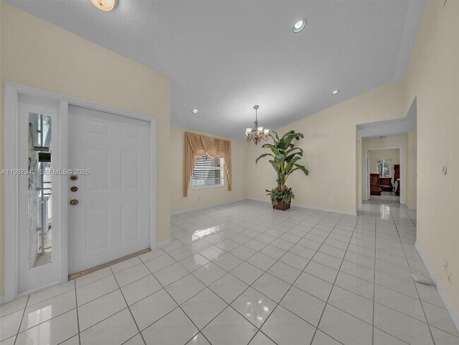 Foto del edificio - 12345 NW 1st St