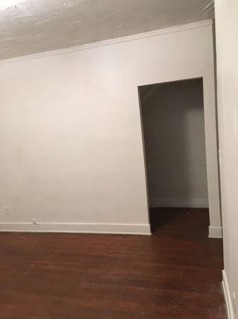 Foto del edificio - 235 W 5th St