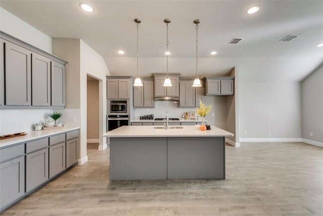 Building Photo - 1309 Lone Hill Ln