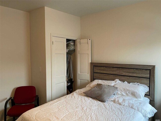 Foto del edificio - 34-48-48 11th St