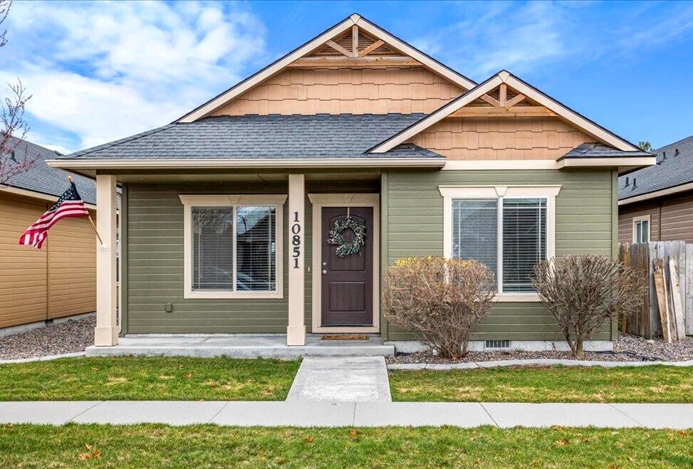 Primary Photo - 10851 W Wasdale Dr