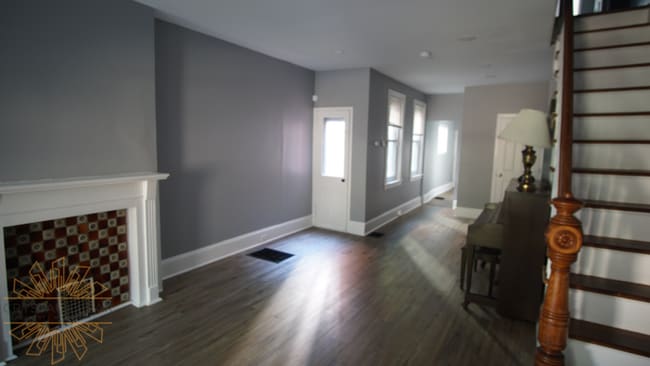 Photo - 107 W 13th St Townhome