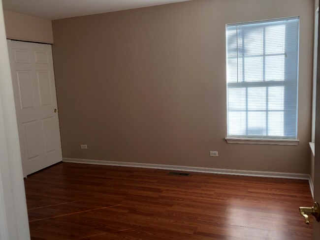 Foto del edificio - 1418 Remington Ln