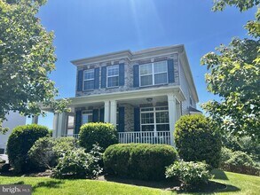 Building Photo - 13481 Arcadian Dr