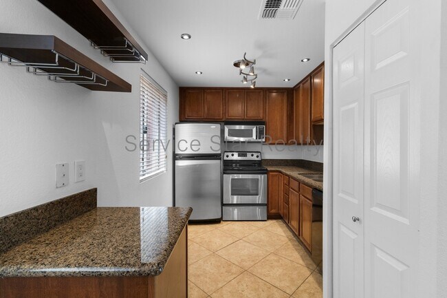 Foto del edificio - 4354 N 82nd St