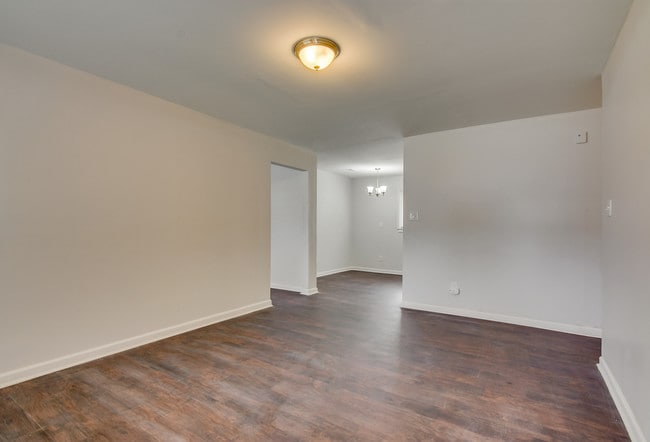 Foto del edificio - 1812 Karian Dr