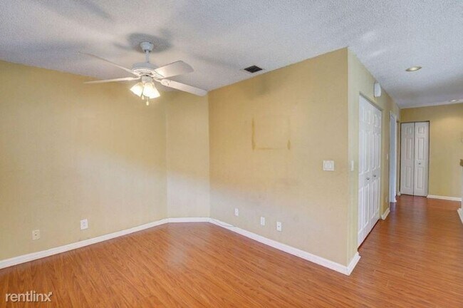 Building Photo - 3 br, 2.5 bath House - 5129 HERON PLACE
