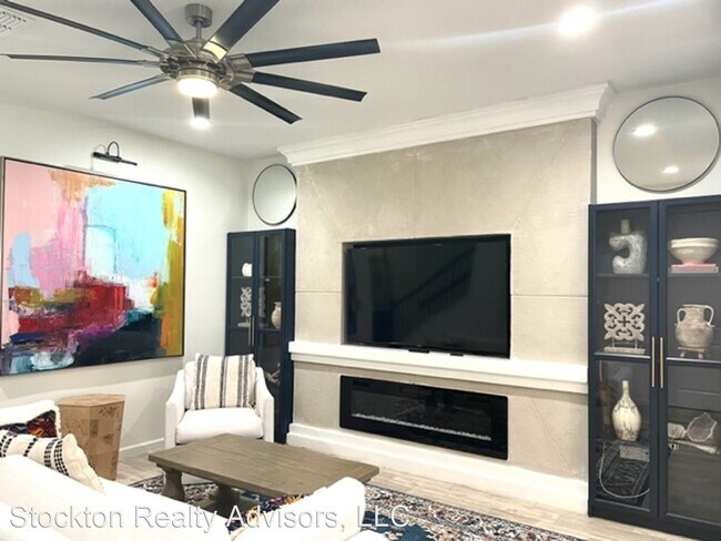 Foto del edificio - 3 br, 2.5 bath House - 5032 Skyview Lane