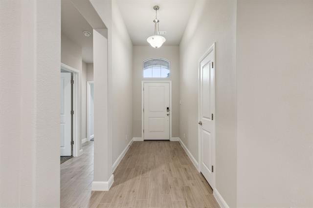 Building Photo - 404 Dunmore Dr