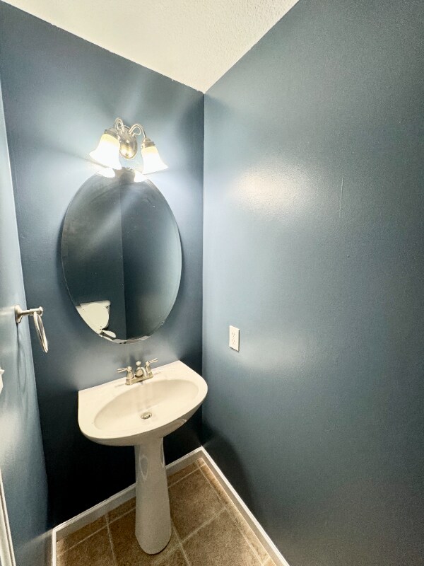 Foto del edificio - 5931 Gray Gables Dr