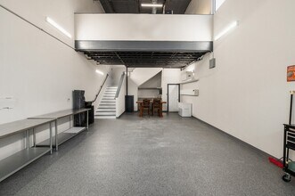 Building Photo - 1435 FM 1463