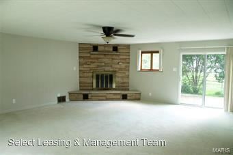 Building Photo - 3 br, 1.5 bath House - 744 Crompton Ct