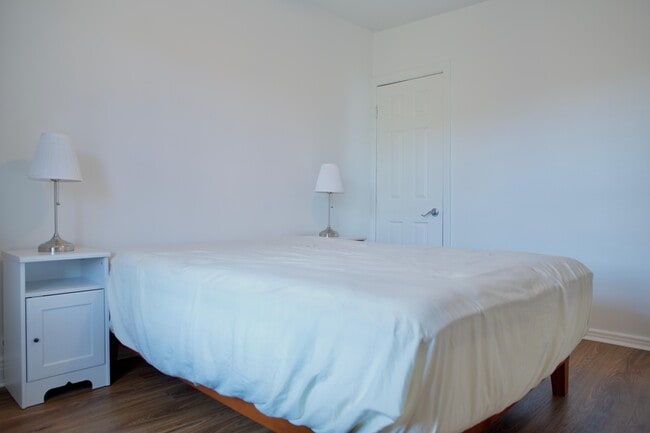 Photo du bâtiment - 1850 Rue Allard