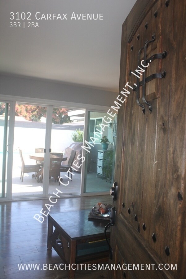 Building Photo - 3102 Carfax Ave