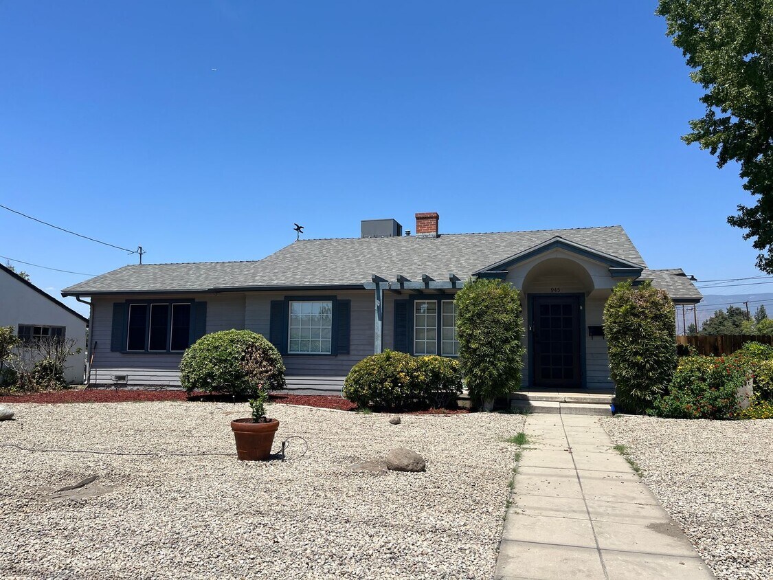 Primary Photo - Single-Story 3-Bedroom Redlands Home Near ...