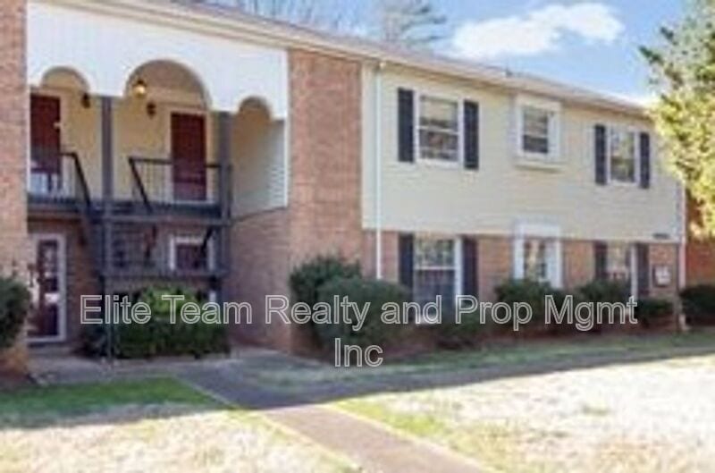 Foto principal - 4604 Coronado Dr