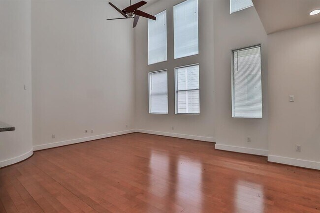 Foto del edificio - 4405 Austin St