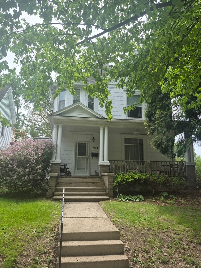 Building Photo - 203 Lafayette Ave