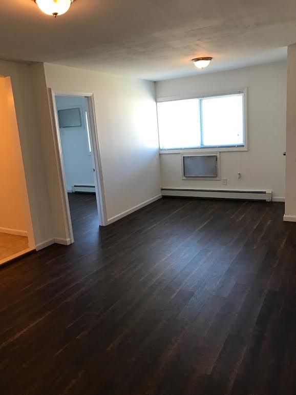 Foto del edificio - 1747 N Gardiner Dr