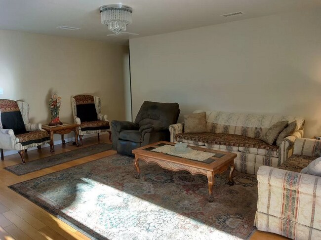 Building Photo - 11433 De Celis Pl