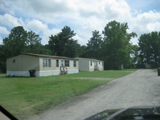 Foto del edificio - McMillan Mobile Home Village