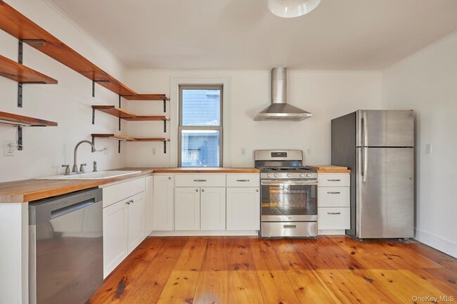 Foto del edificio - 16 Oak St