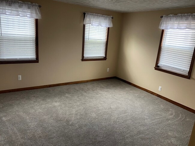 Building Photo - 208 Jefferson Ave