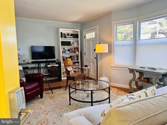 Foto del edificio - 3214 Riverview Dr