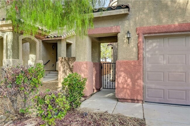 Foto del edificio - 9260 Pembrook Falls Ave