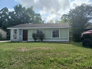 Building Photo - 9711 Courben Ln