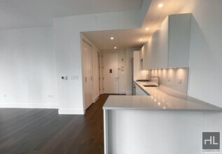 Building Photo - East 44th Street