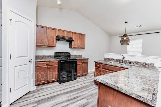 Foto del edificio - 46 Jones Creek Cir