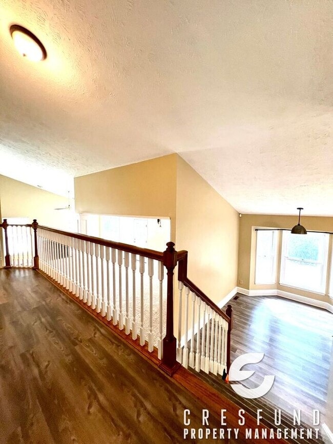 Building Photo - Waterview 3BR 2Bath Off Ramsey Street