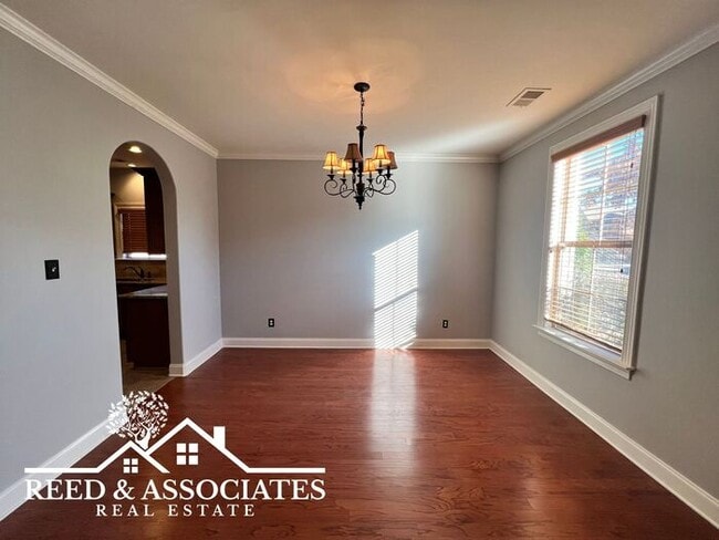 Building Photo - 1391 Raindrop Dr