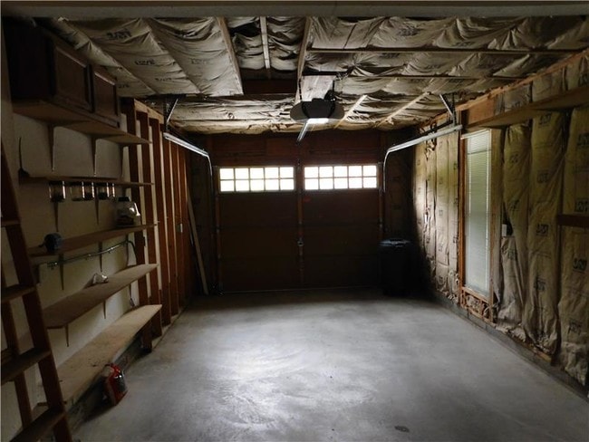 Building Photo - 1658 Shady Cove Ln