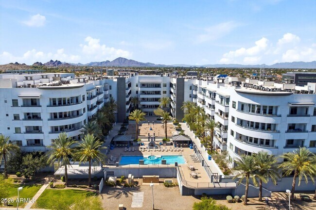 Foto del edificio - 945 E Playa Del Norte Dr